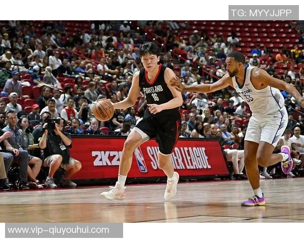 杨瀚森逐渐适应高强度比赛展现出色表现赢得球迷赞誉 杨瀚森逐渐适应高强度比赛展现出色表现赢得球迷赞誉