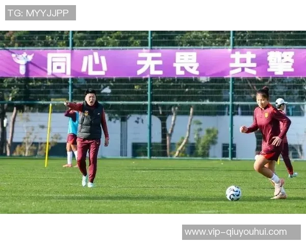 U16女足精英训练营深圳开营马晓旭娄佳惠加盟教练团队助力年轻球员成长