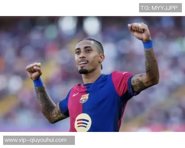 拉菲尼亚缺席对阵赫罗纳比赛训练场离开引发关注 拉菲尼亚缺席对阵赫罗纳比赛训练场离开引发关注