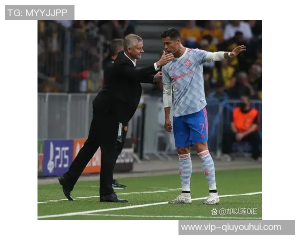 曼联高层今日与索尔斯克亚及卡里克进行重要面谈分析球队未来发展方向