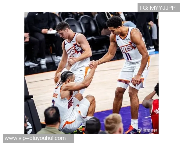 布克评论火箭五高阵容称其为模仿者联盟若成功其他球队将纷纷效仿