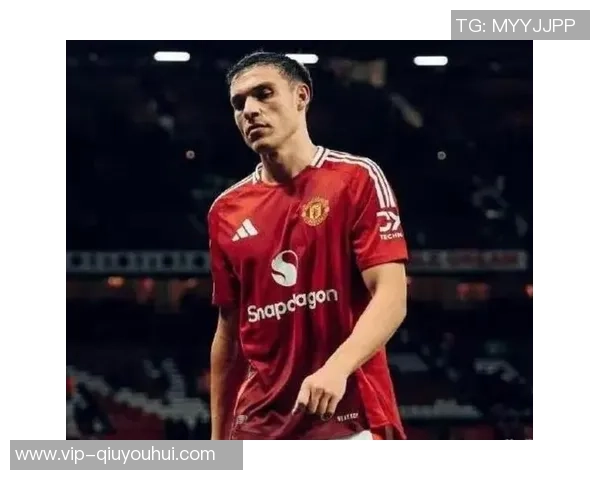 曼联计划明夏引进新中场乌加特或替代卡塞米罗离队