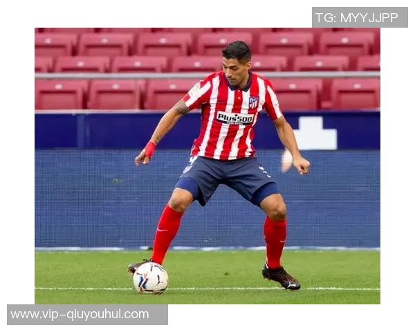 莱万因腿筋不适缺席国王杯客场比赛训练将缺阵