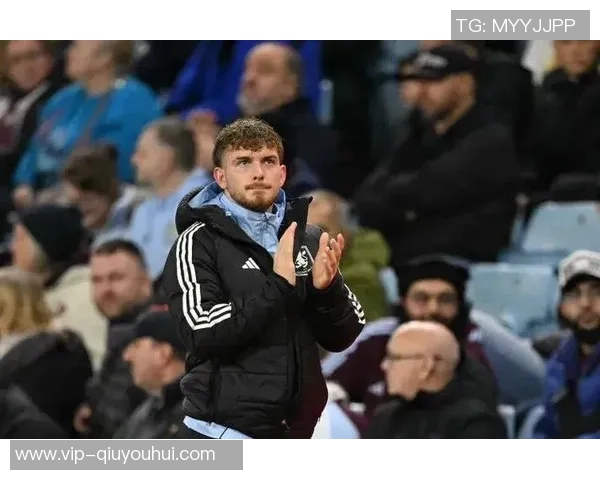 埃利奥特22岁选择离开利物浦加盟维拉出场时间仅174分钟身价仍达3500万