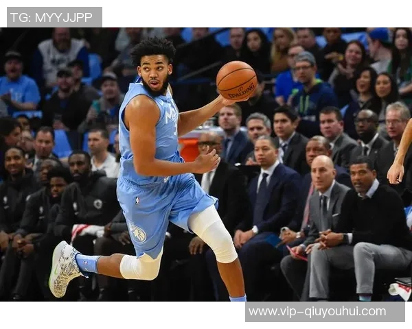 卢指导分析对手中锋外投威胁我们的大个子速度不足小阵容劣势明显 卢指导分析对手中锋外投威胁我们的大个子速度不足小阵容劣势明显